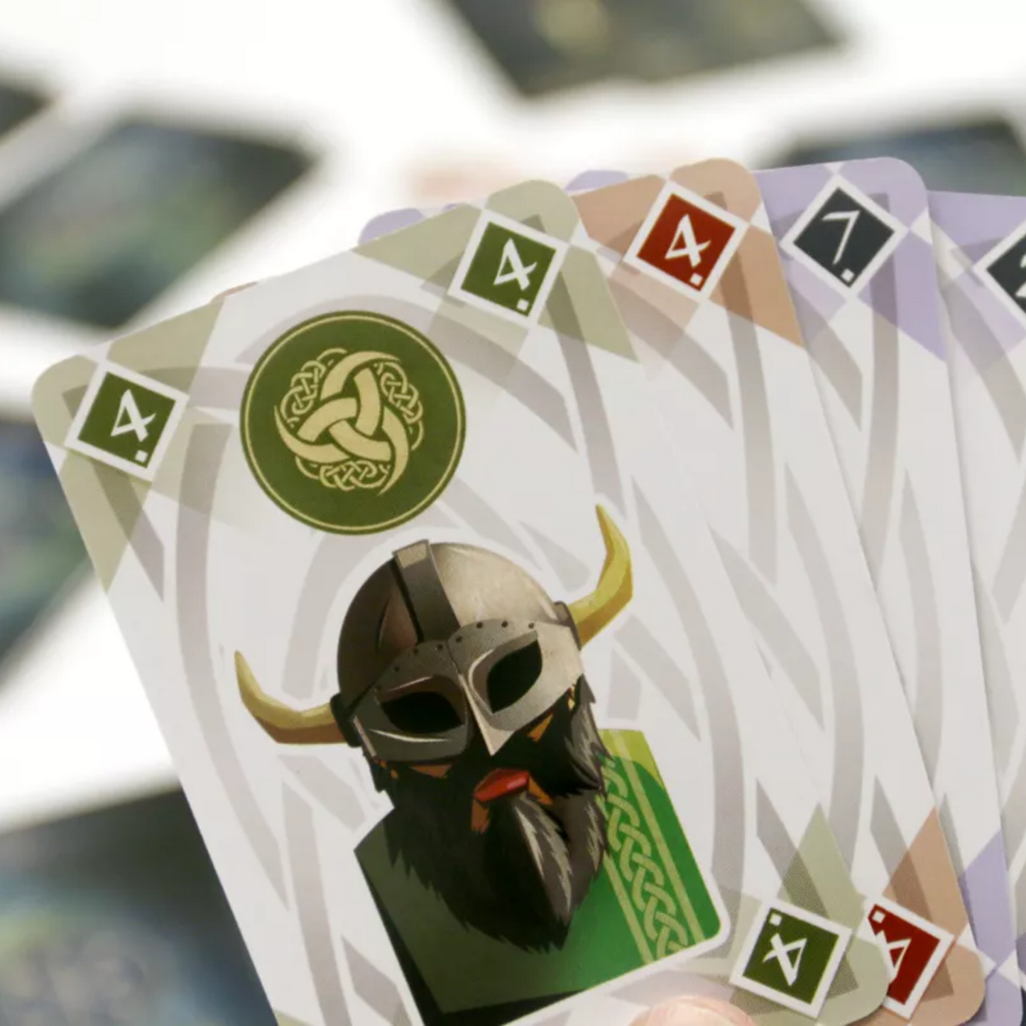 Herrlof van Jolly Dutch uitleg van het kaartspel